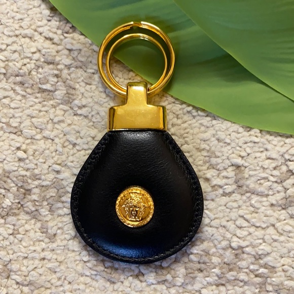 Versace Key Chain with Box - Picture 2 of 8